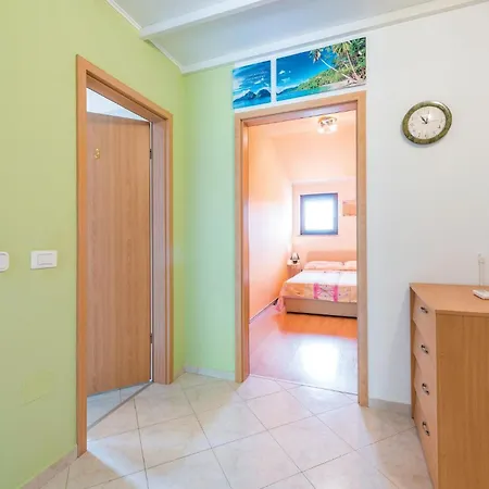 Three-bedroom In * Bonaci