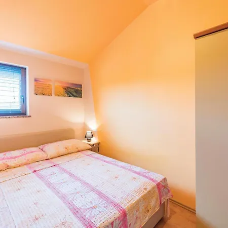 Three-bedroom In Bonaci